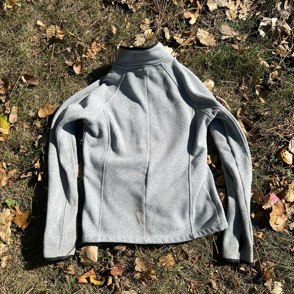 Reebok Gray Zip Up Sweater - Picture 3 of 3